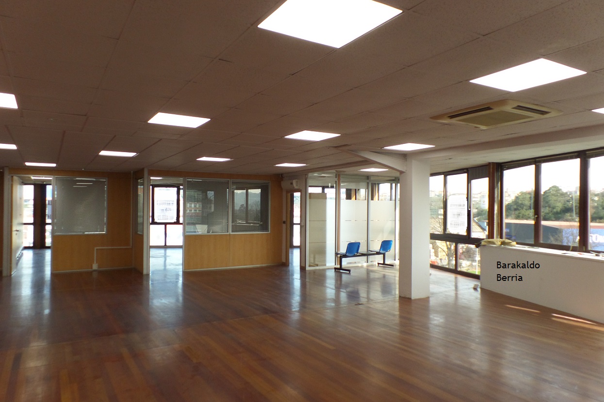 Oficina en alquiler en Industrial Trapaga-Causo