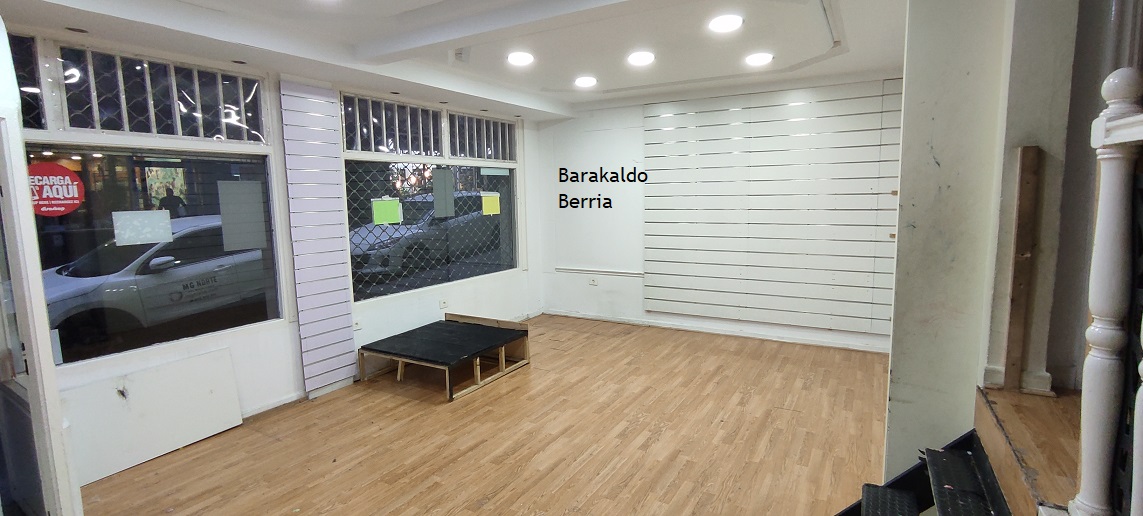 Céntrico LOCAL COMERCIAL en venta en PORTUGALETE