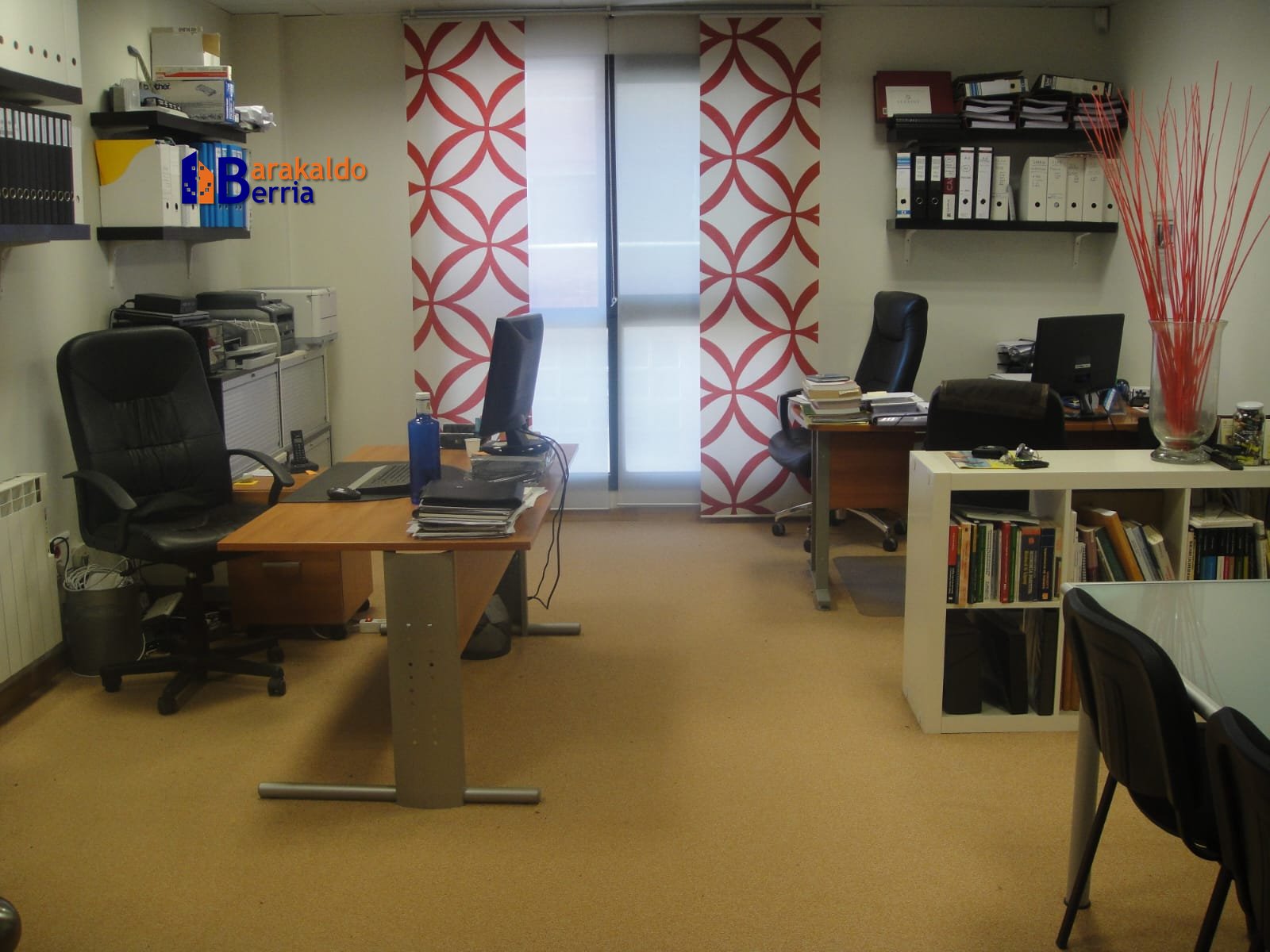 Amplias OFICINAS en venta en Bagatza