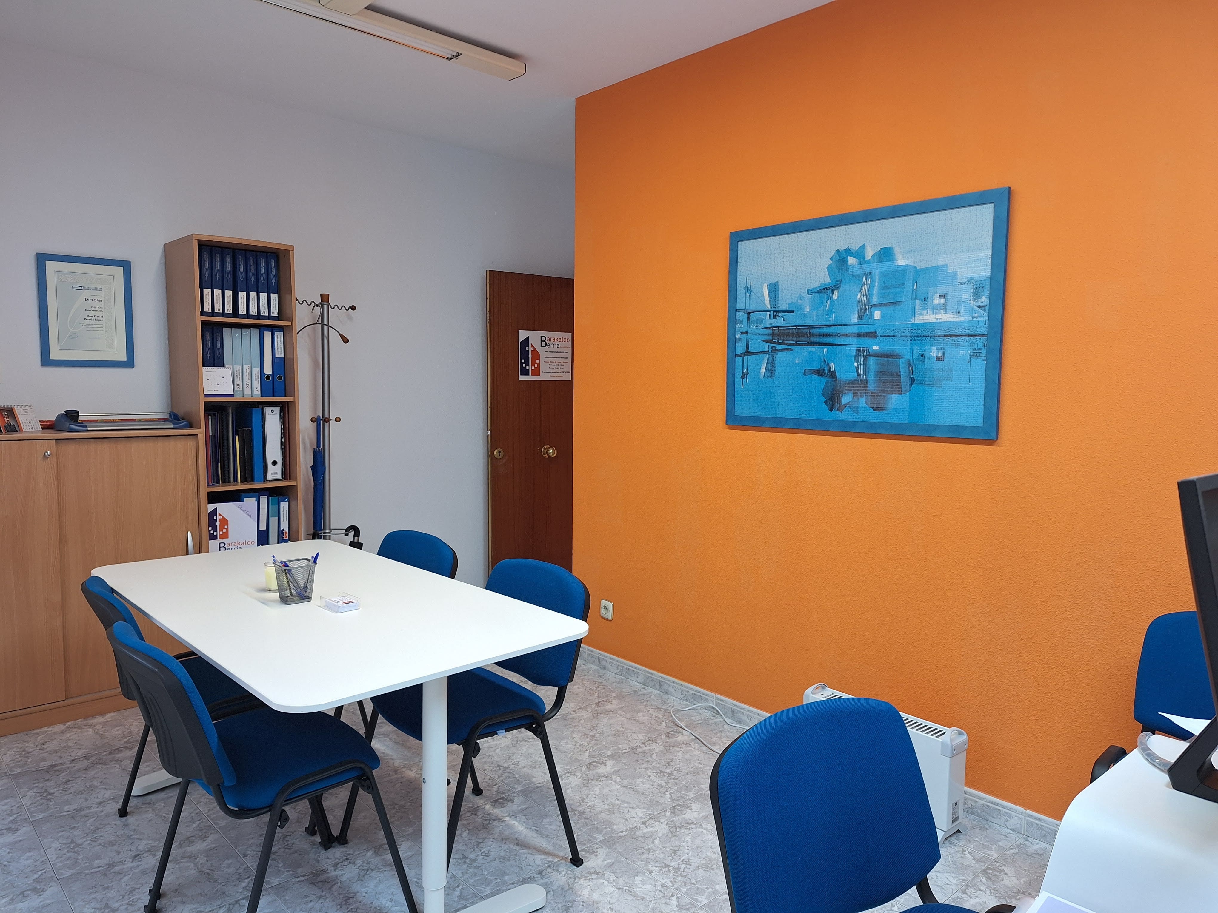 Despacho inmobiliario en Calle Eguskiaguirre 7, San Vicente, Barakaldo